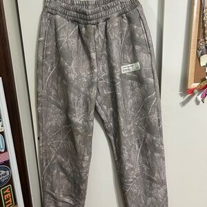 Comfort Colors Women’s Gray Camouflage Sweatshirt Hoodie